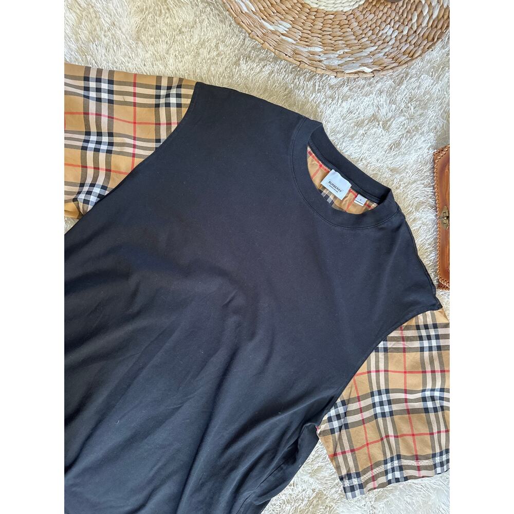 Burberry Serra Nova Check Black Oversized Tee Shirt Large L 8014895 - Picture 12 of 16